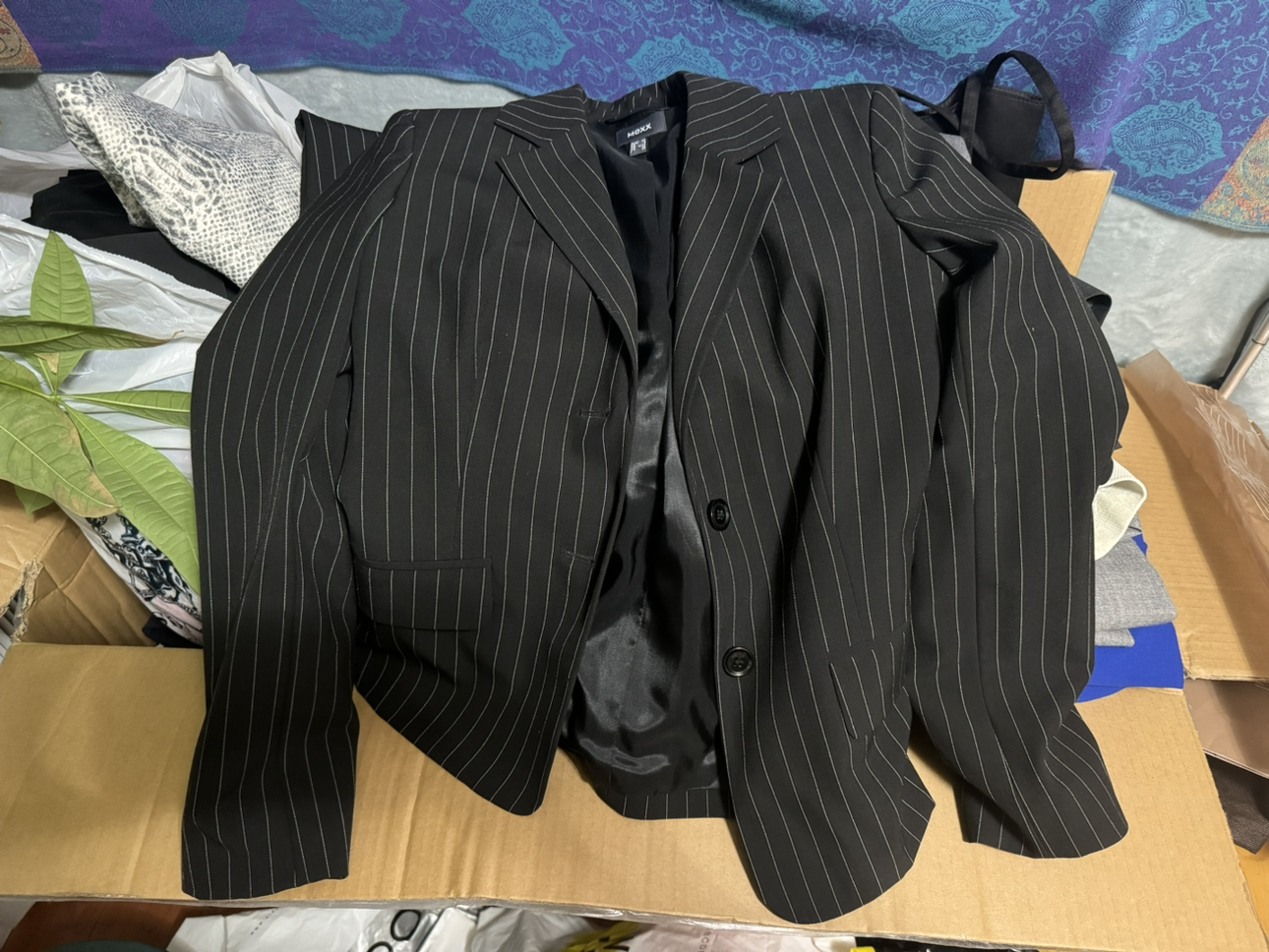 Business attire clothing for women