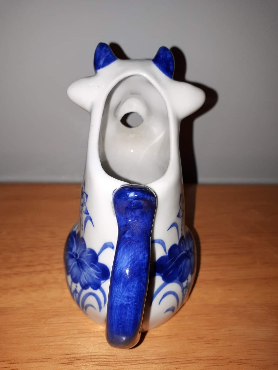 Ceramic Cow Creamer with Blue Design. - photo 4