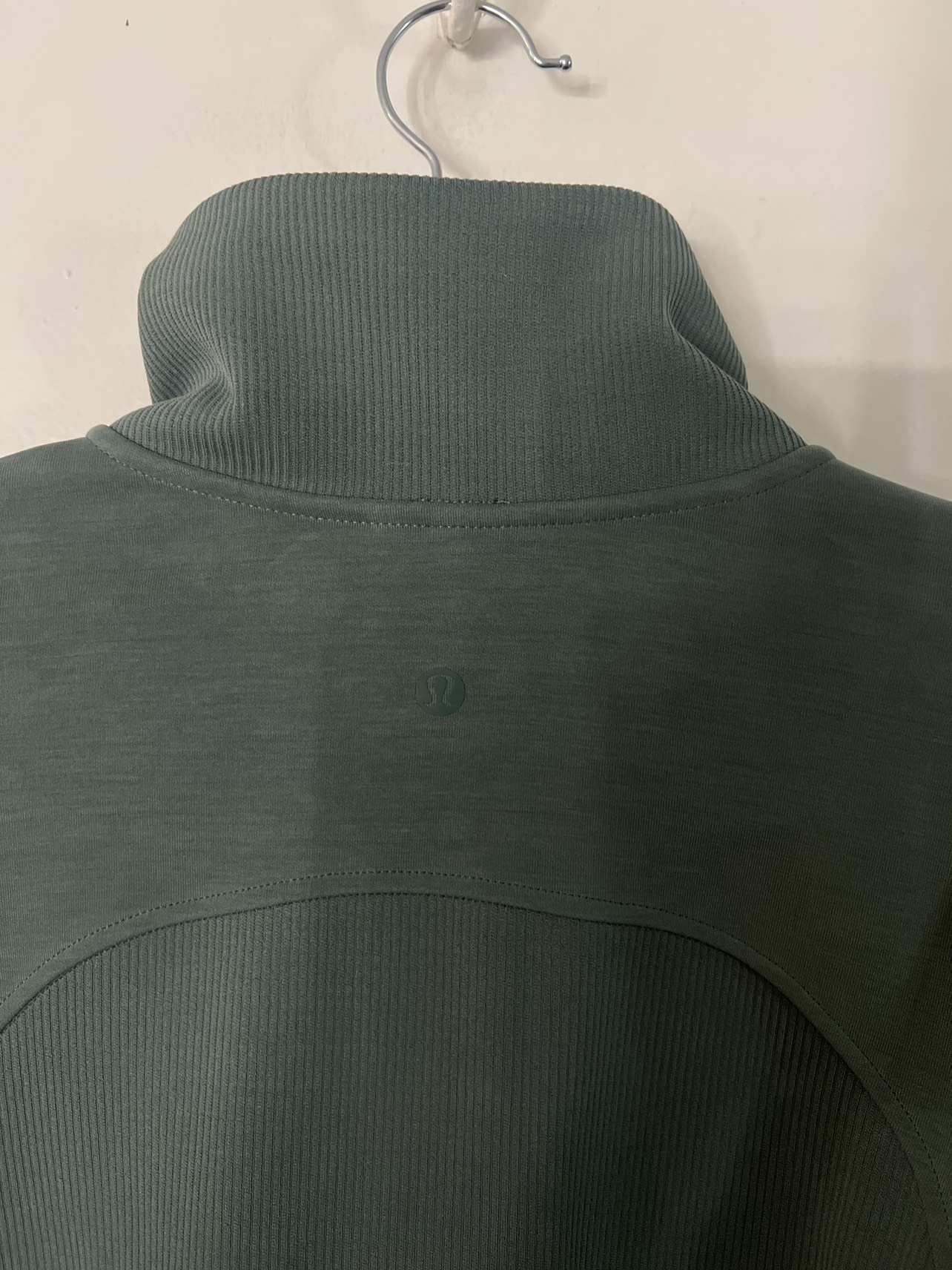 Lululemon Half Zip Size 8 - New - photo 3