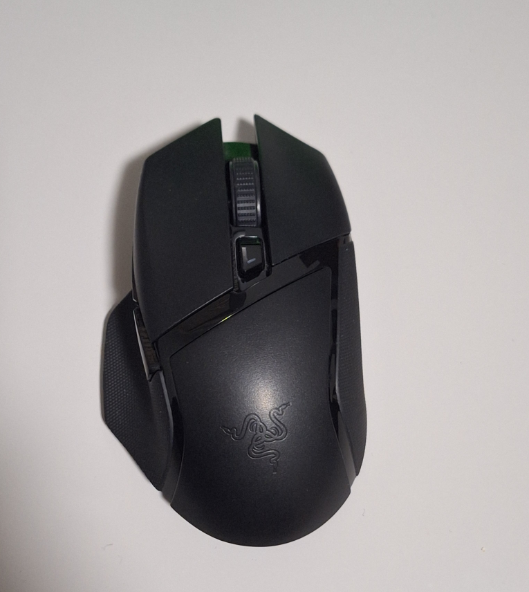 Razer Basilisk X Hyperspeed Wirless Mouse - photo 3