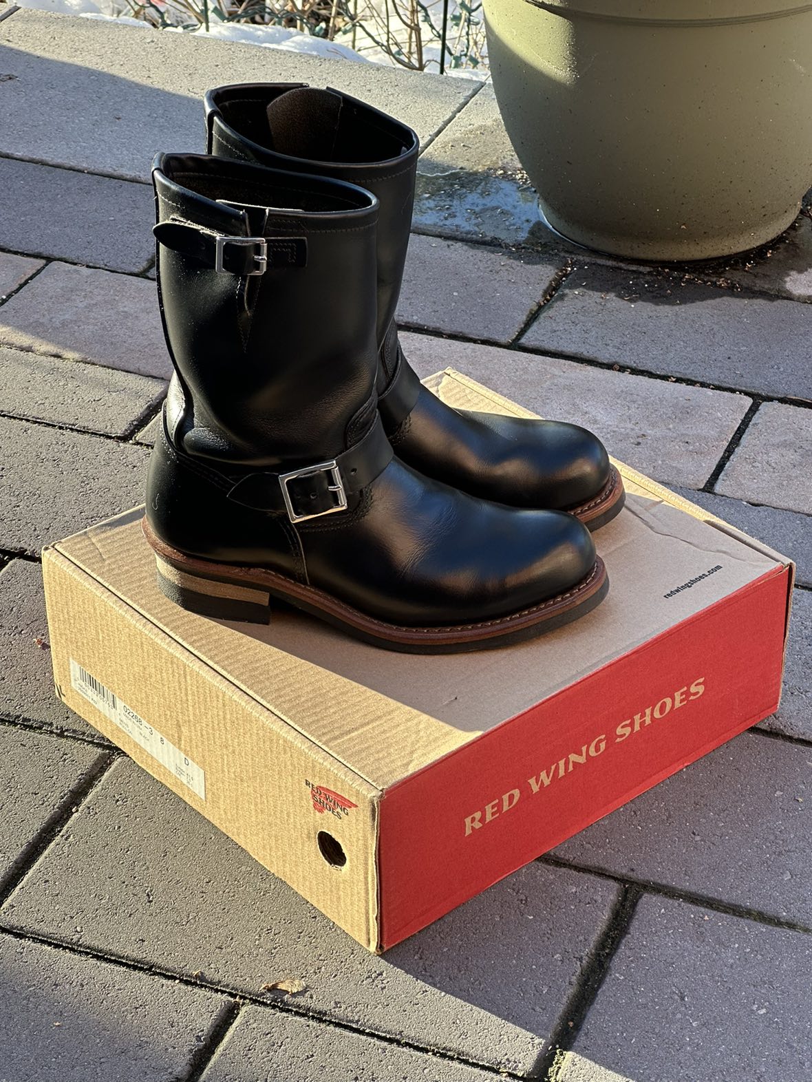 MINT! Redwing 2268 Engineer Steel Toe Boots in Box image indicator(7)