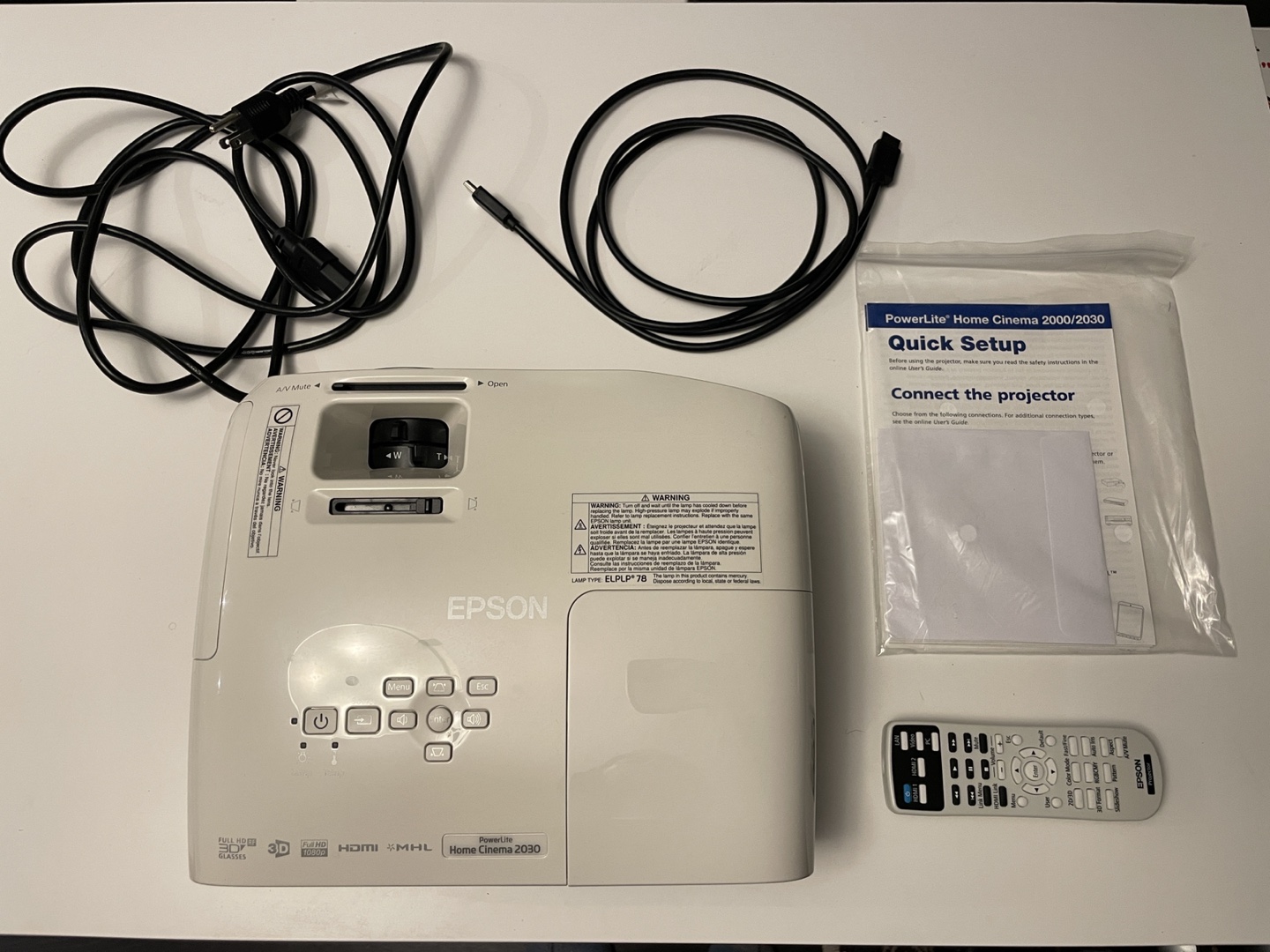 EPSON projector powerlite home cinema 2030