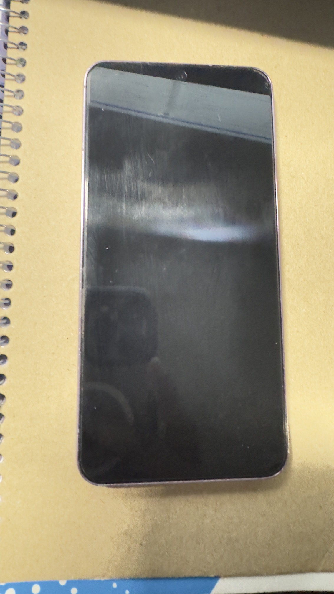 Samsung Galaxy S22 - photo 2