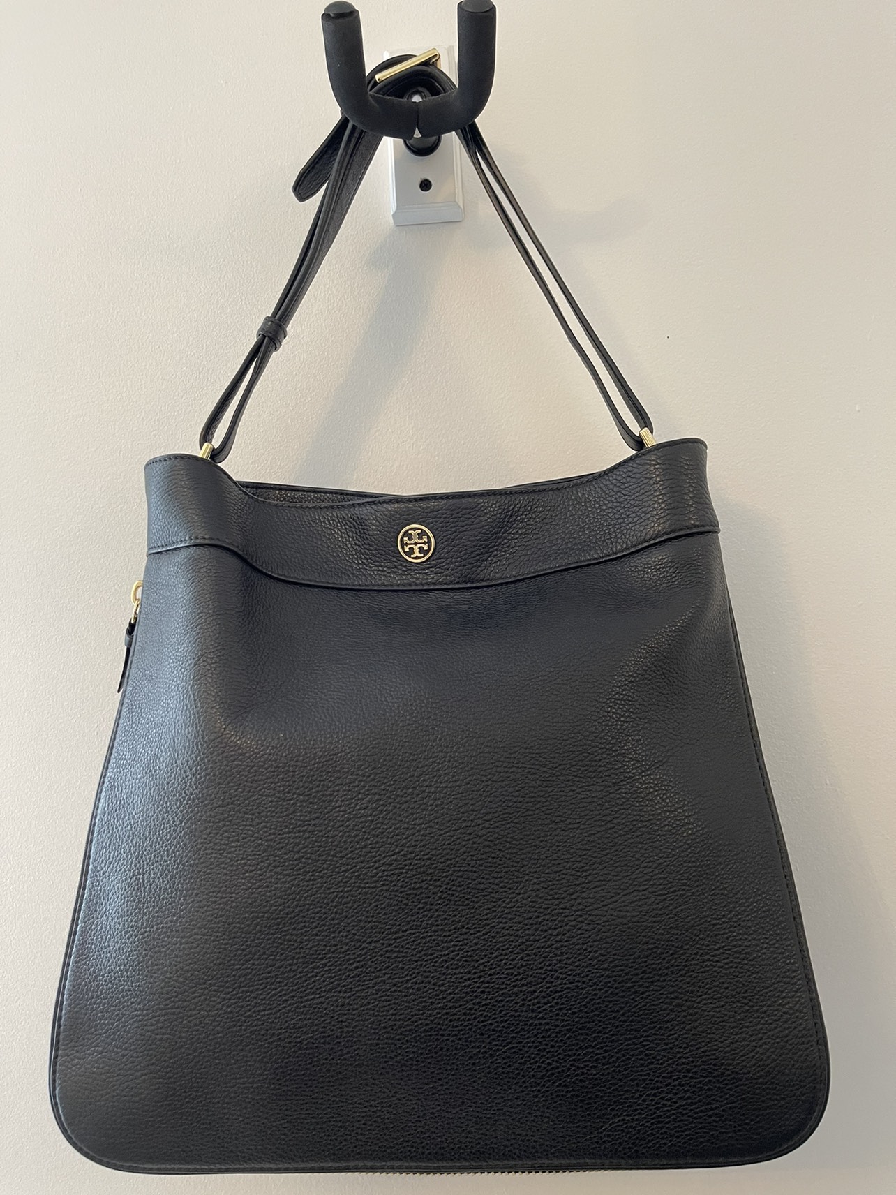 Tory Burch Robinson Tote Pebble Leather Black Bag - photo 2