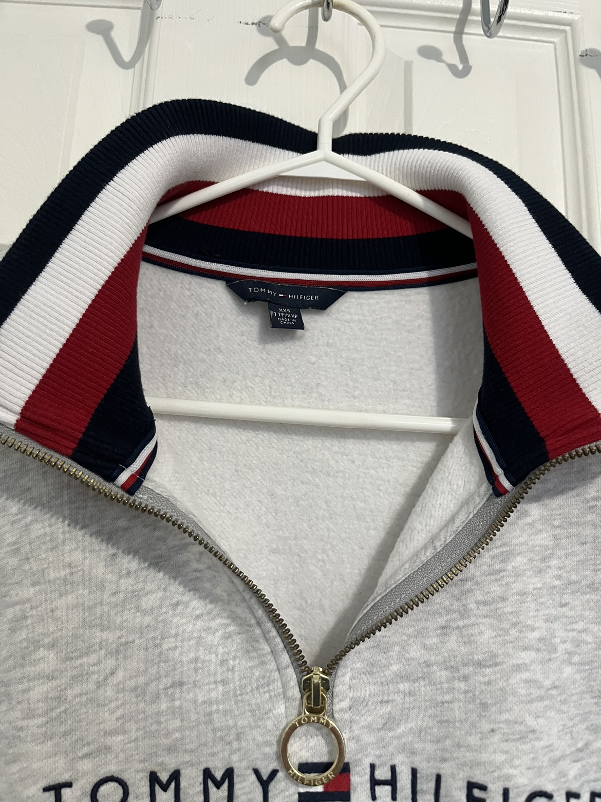 Tommy Hilfiger fleece sweater image indicator(3)