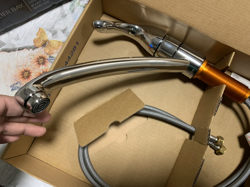 Moen kitchen faucet - photo 5