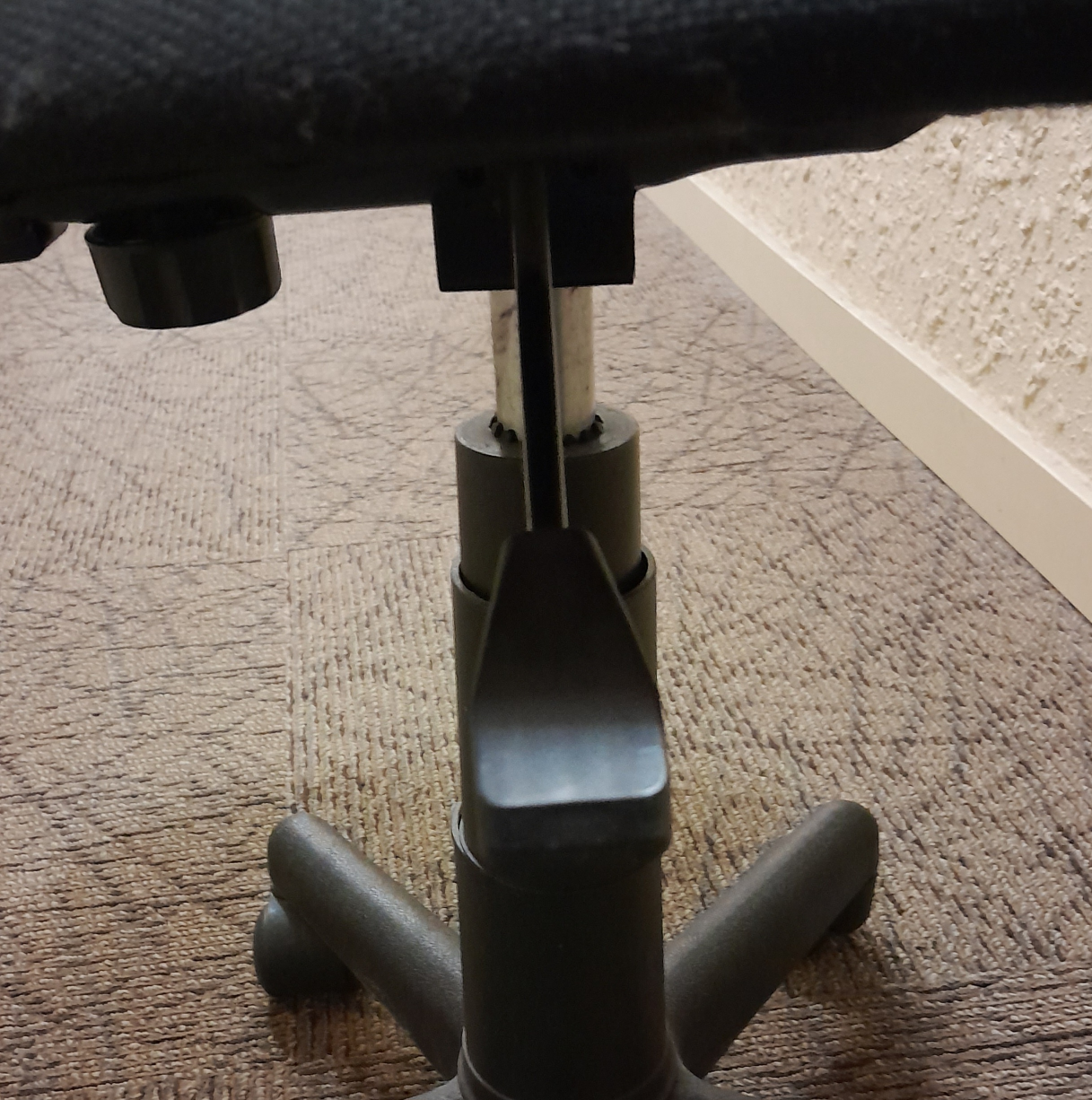 Small desk chair - photo 5