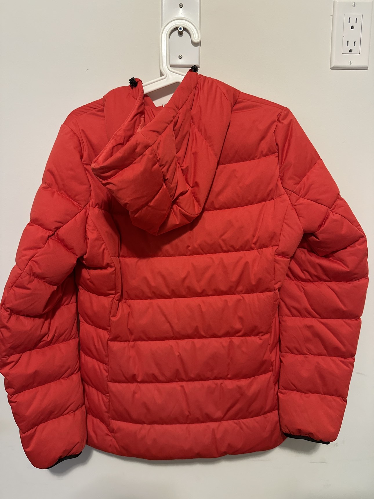 Adidas red down jacket - photo 3
