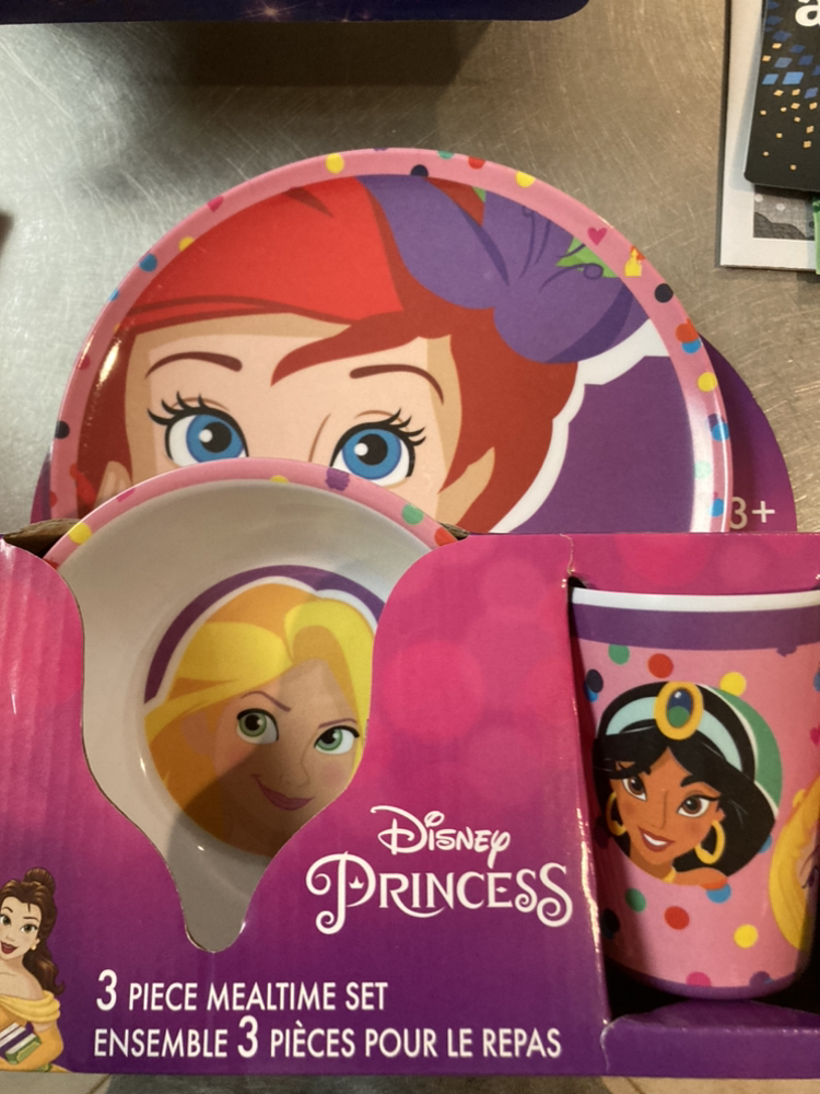 Toddler mealtime set thumbnail