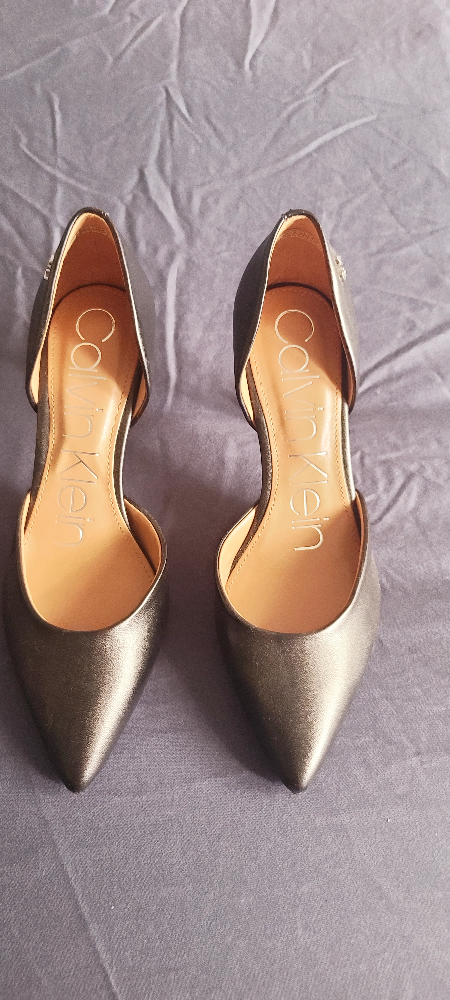 woman shoes..Calvin klein