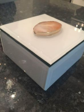 Perfect condition Geode glossy white glass jewelry box image indicator(3)