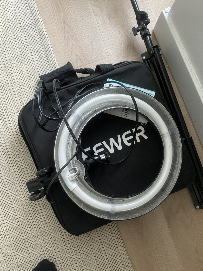 Neewer 16-inch LED Ring Light Kit image indicator(3)