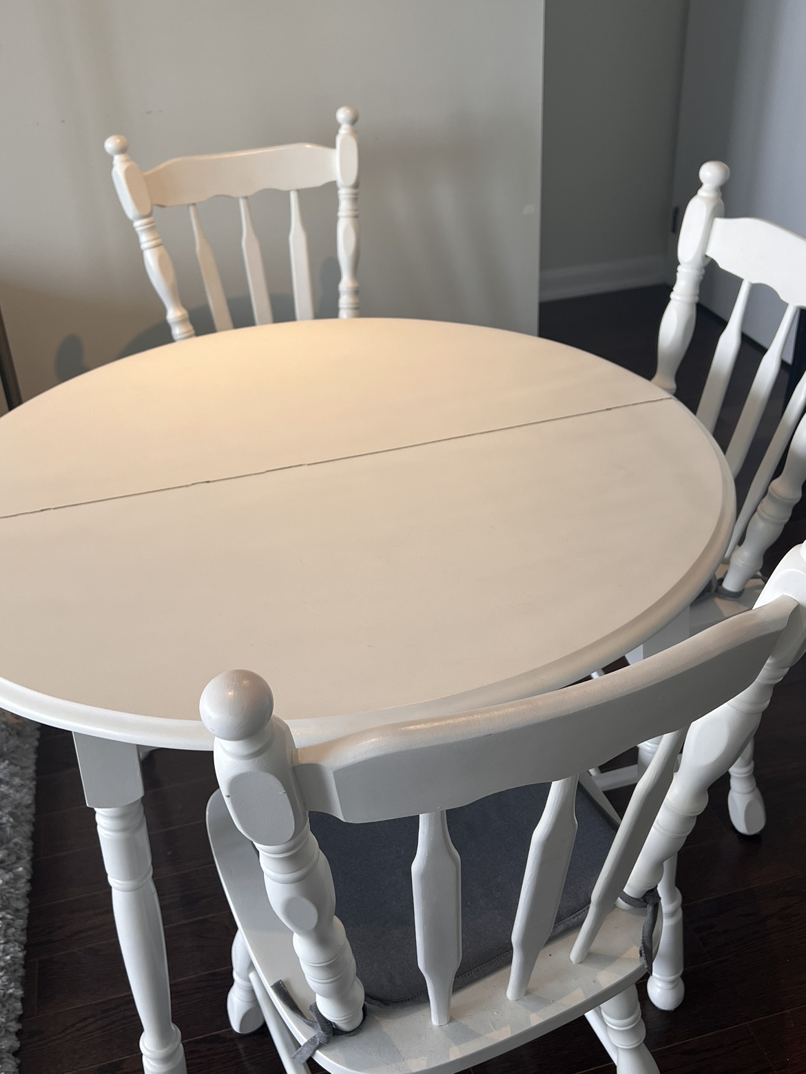 dinning table and chairs set image indicator(3)