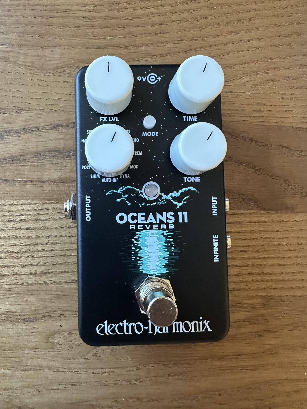 Oceans 11 Reverb by Electro-Harmonix thumbnail