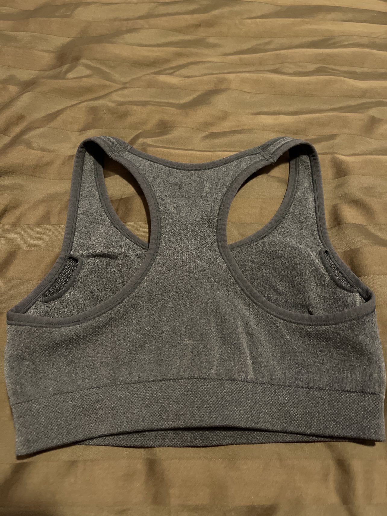 Uniqlo AIRism sports bra - photo 5