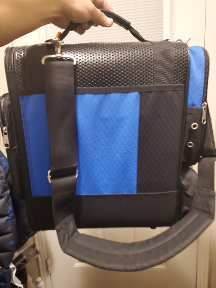 OGIO BAG mint condition image indicator(4)