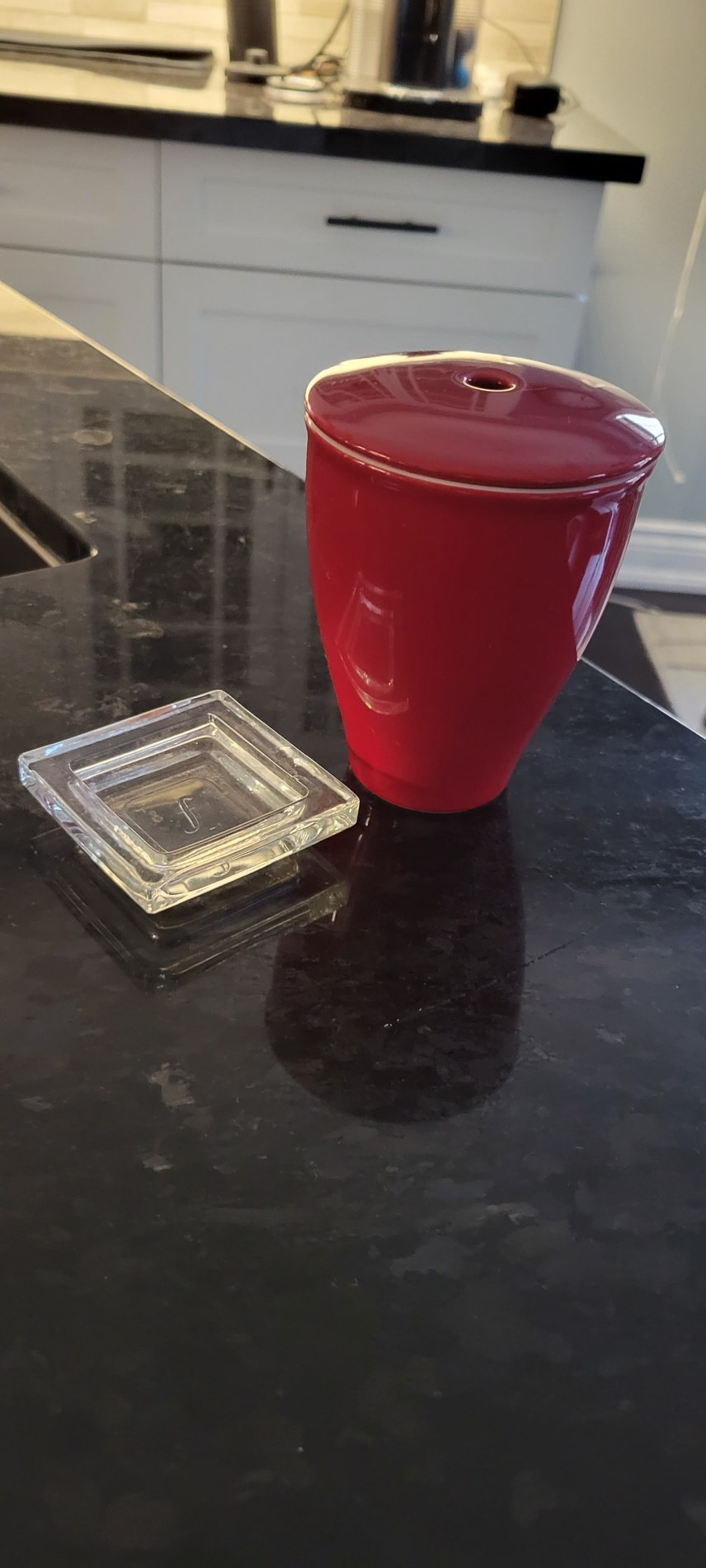 Teacup with lid and teabag holder image indicator(2)