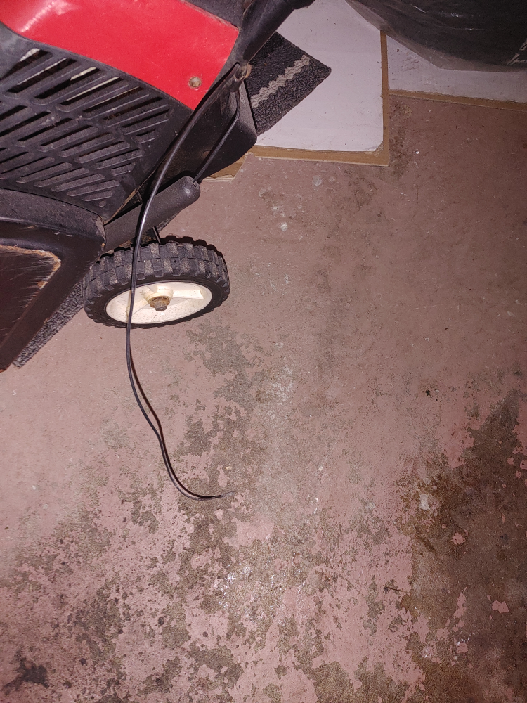 gas snow blower - photo 3