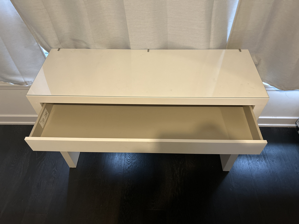 Desk / vanity table - photo 3