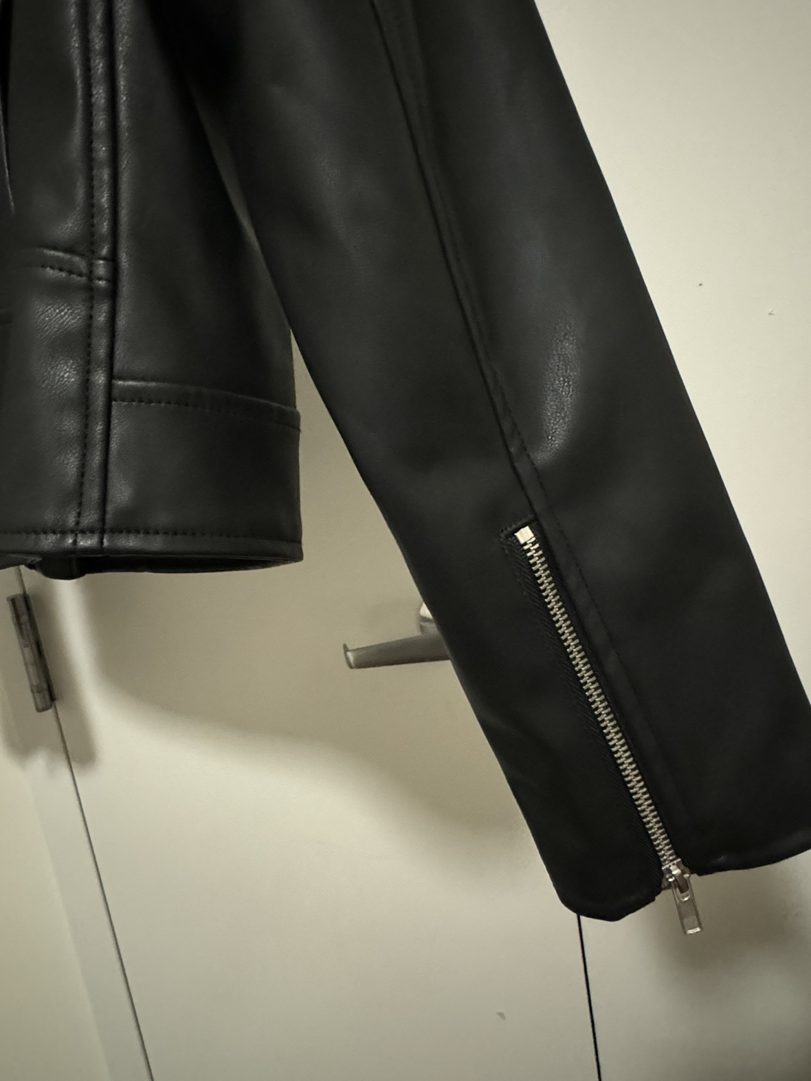 Dynamite (S) moto faux jacket image indicator(5)