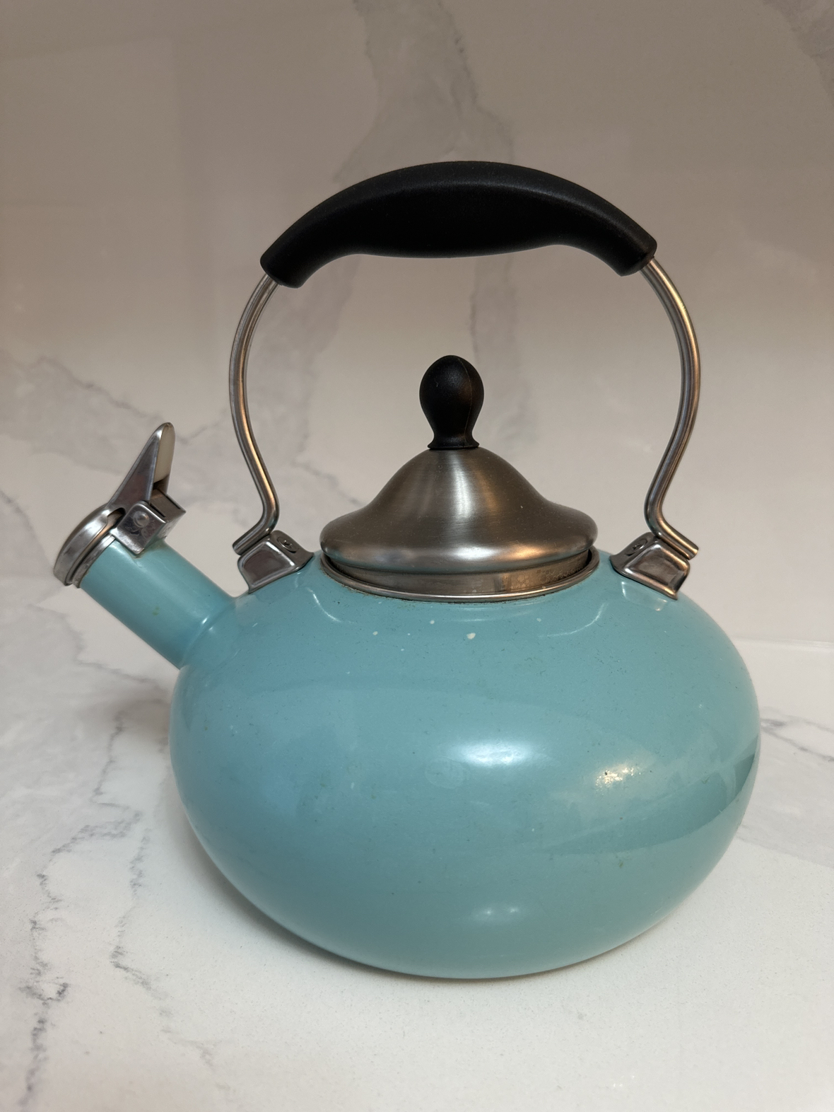 Tea pot