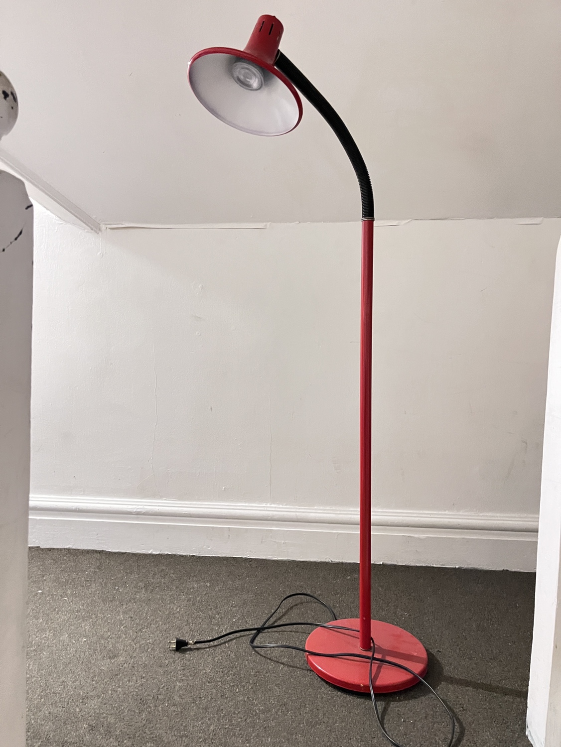 Floor lamp thumbnail