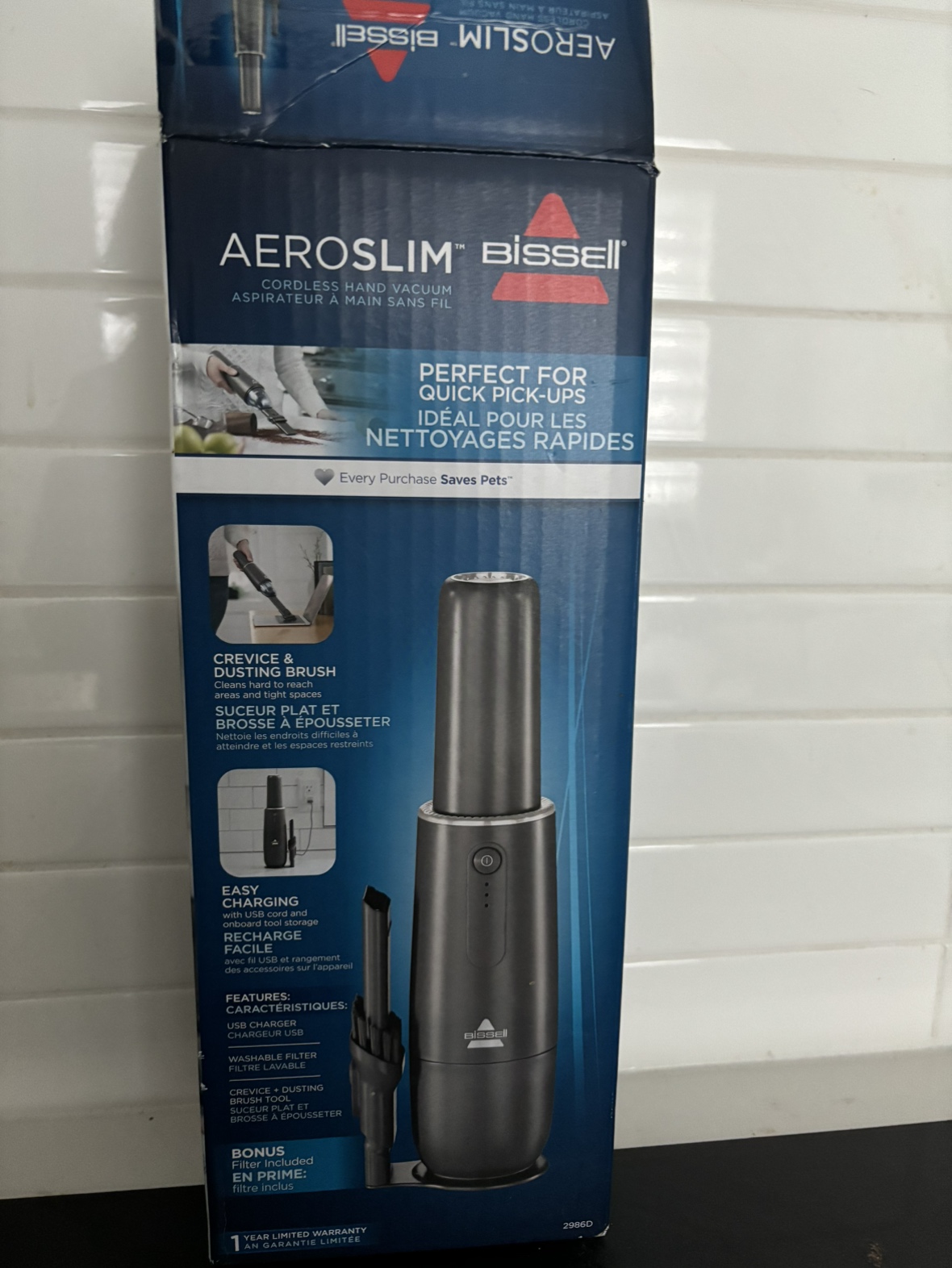 Aeroslim Bissell Hand Vacuum - photo 2