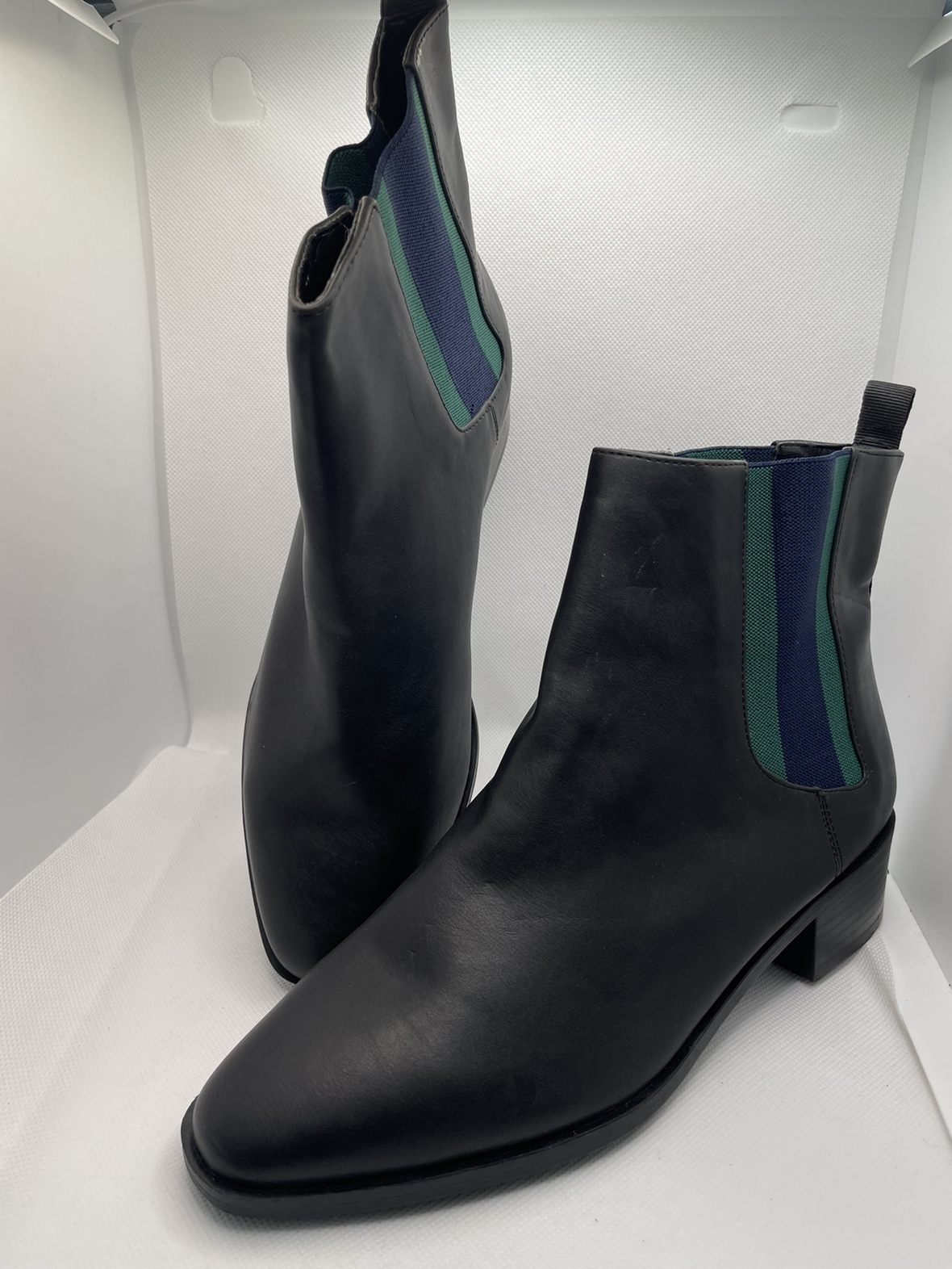 Charles & Keith boots - photo 2