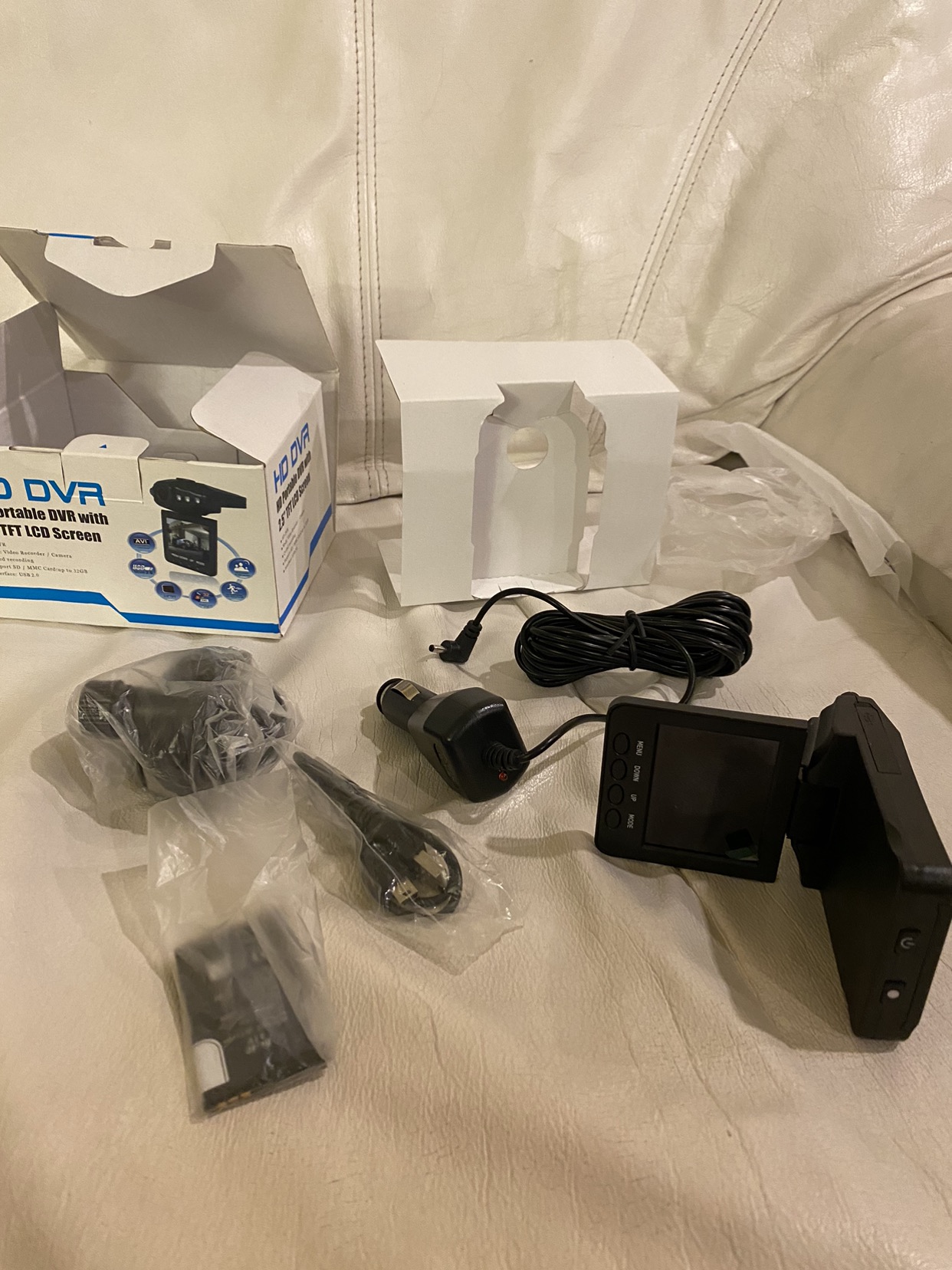 Brand new HD portable DVR dash cam - photo 5