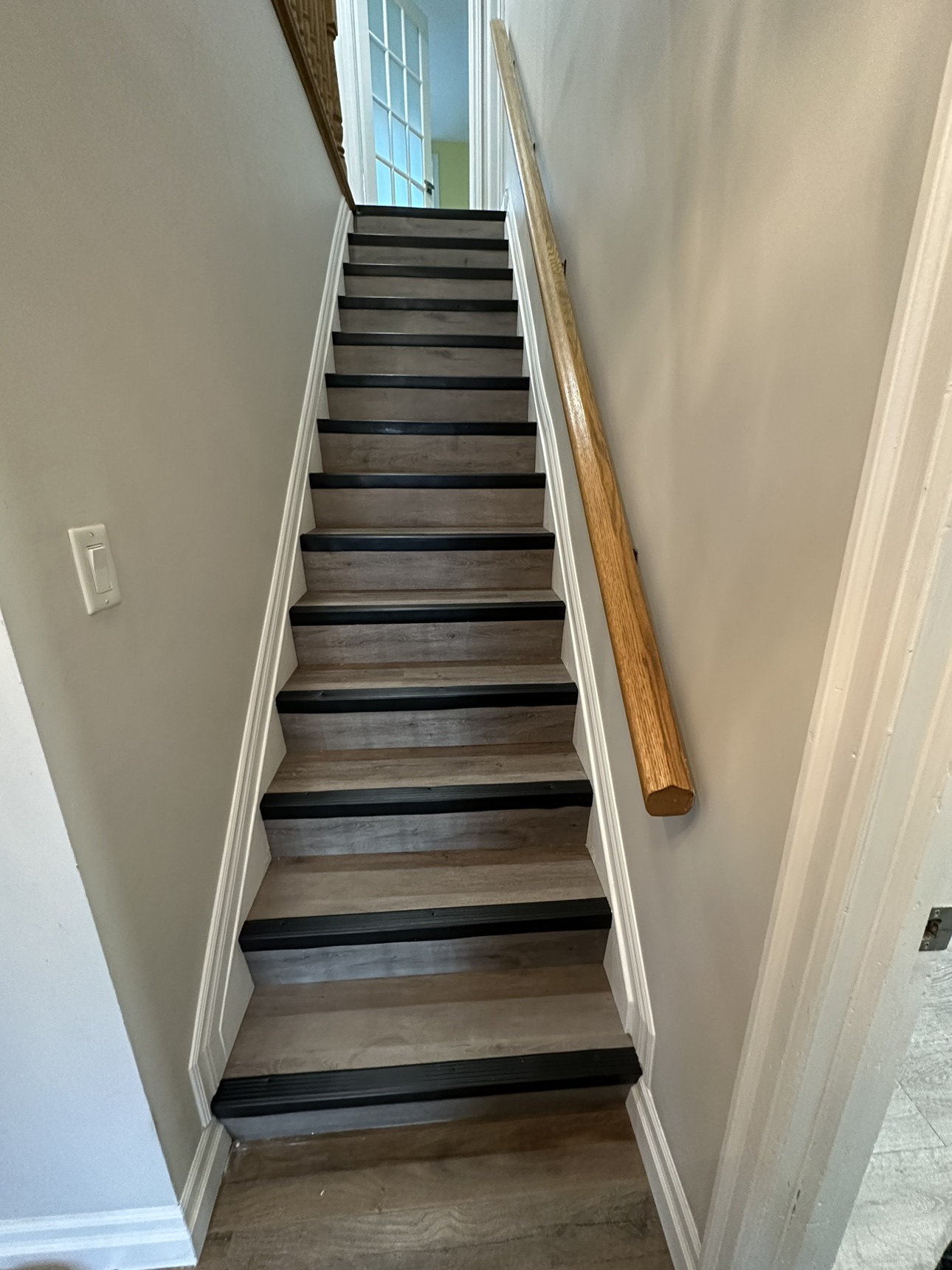 Vinyl/laminate steps - photo 4