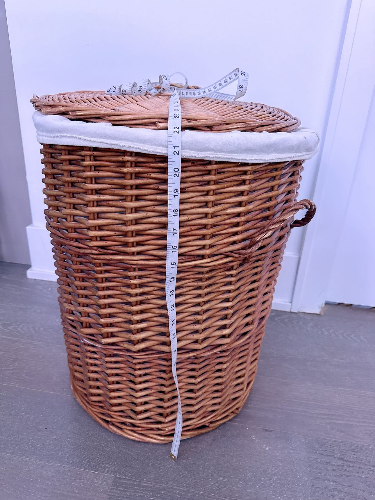 XL Wicker Laundry Basket thumbnail