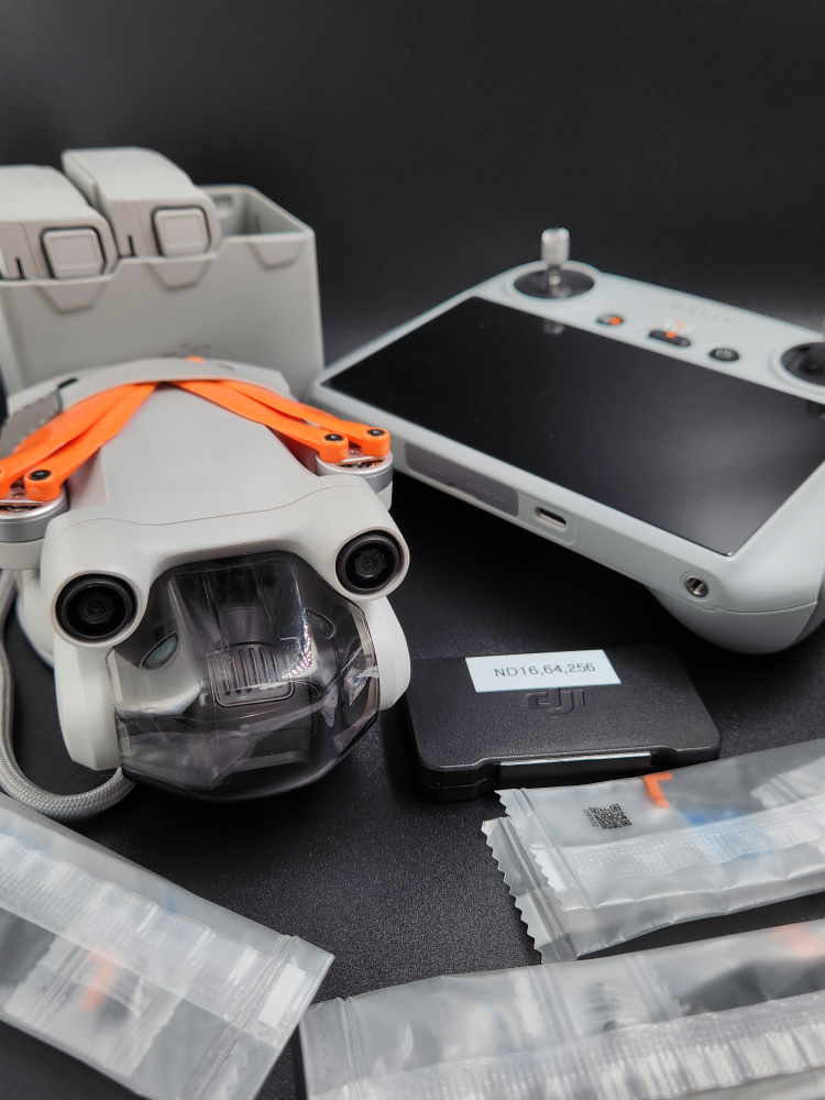 ***FOR SALE*** DJI MINI 3 PRO FLY MORE COMBO with DJI RC control - photo 3