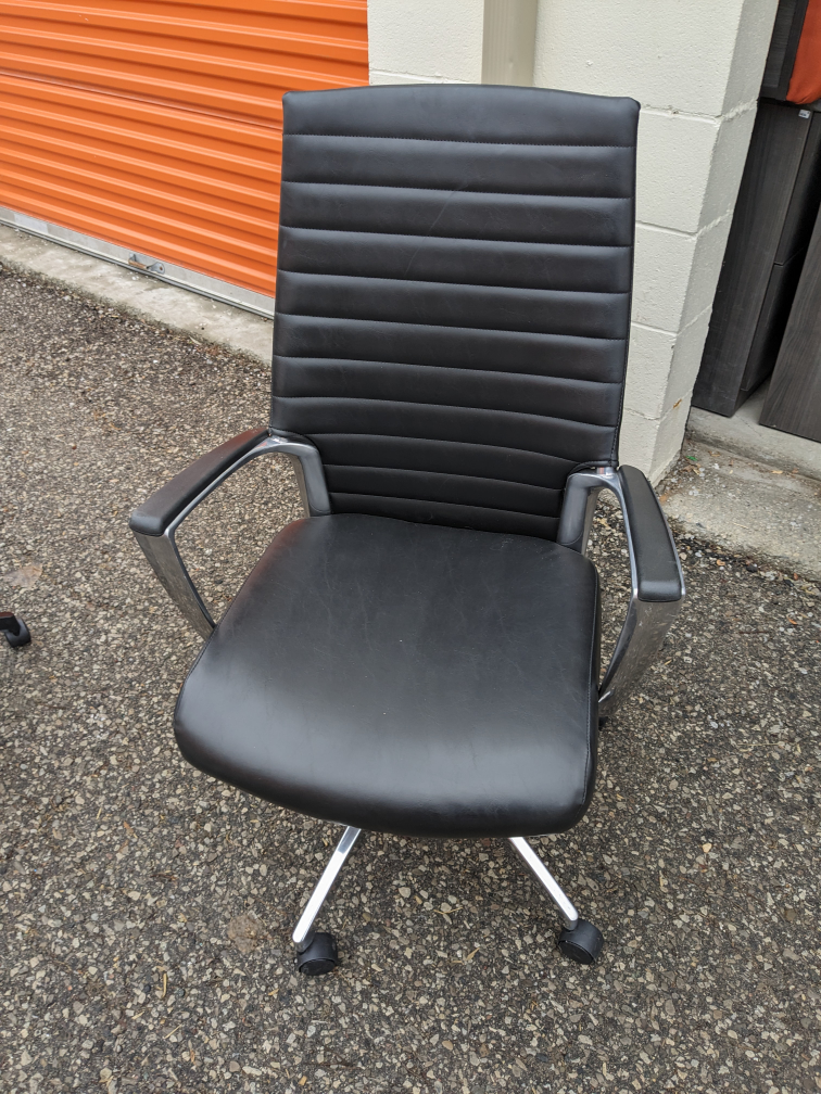 Global Accord™ Upholstered High Back Tilter - photo 3