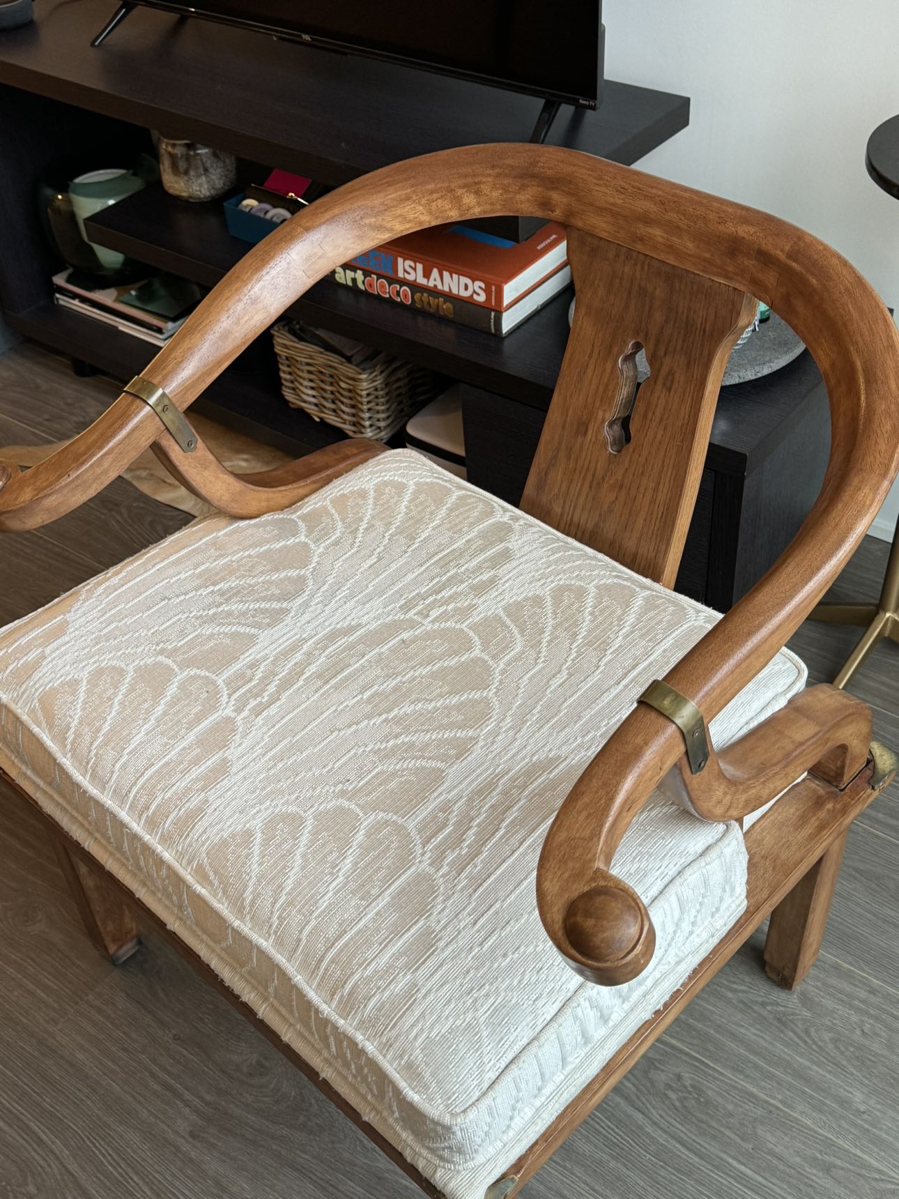 Vintage Armchair thumbnail