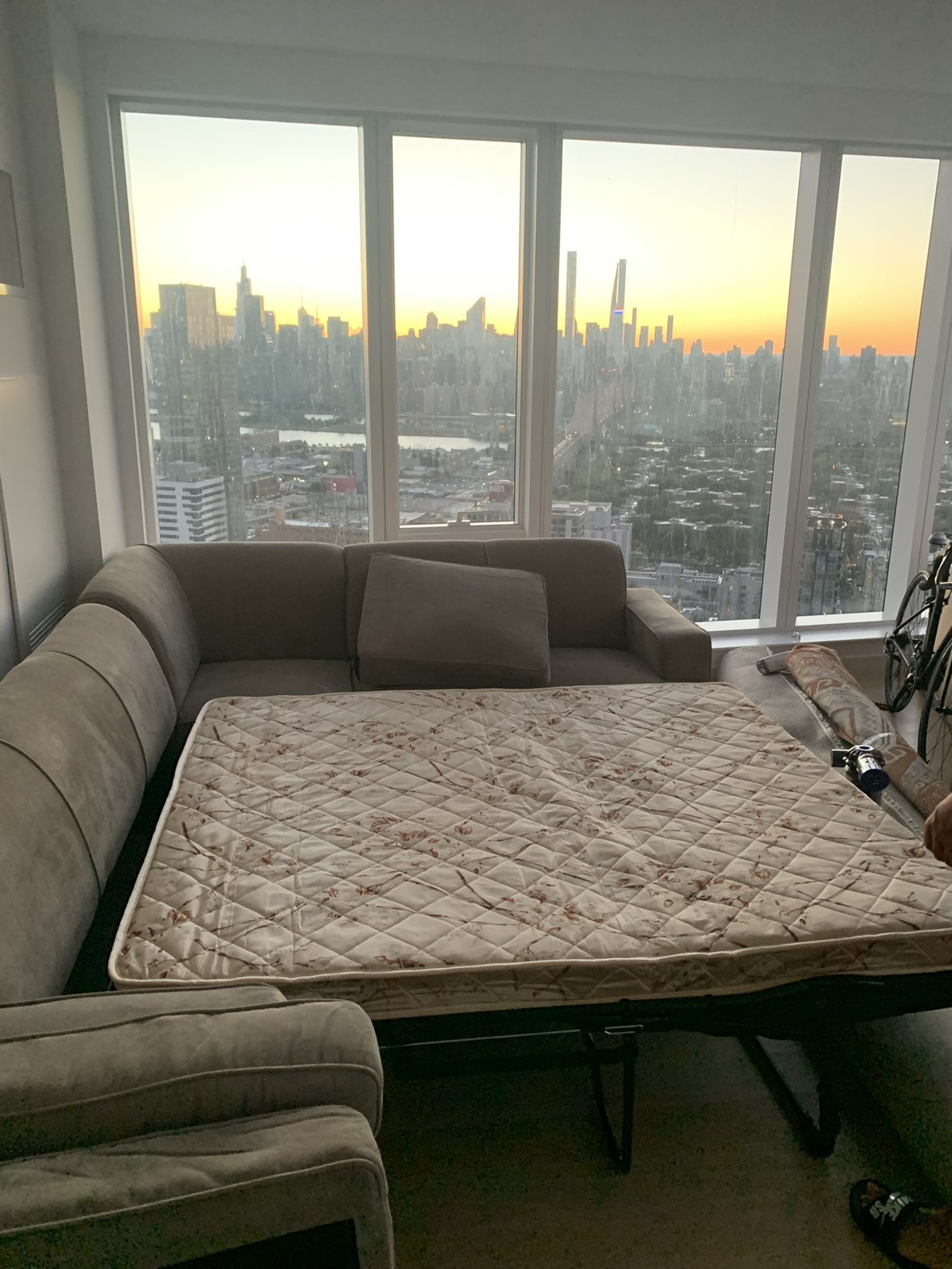 Couch - Sachar 3 - Piece Upholstered Sectional - photo 3