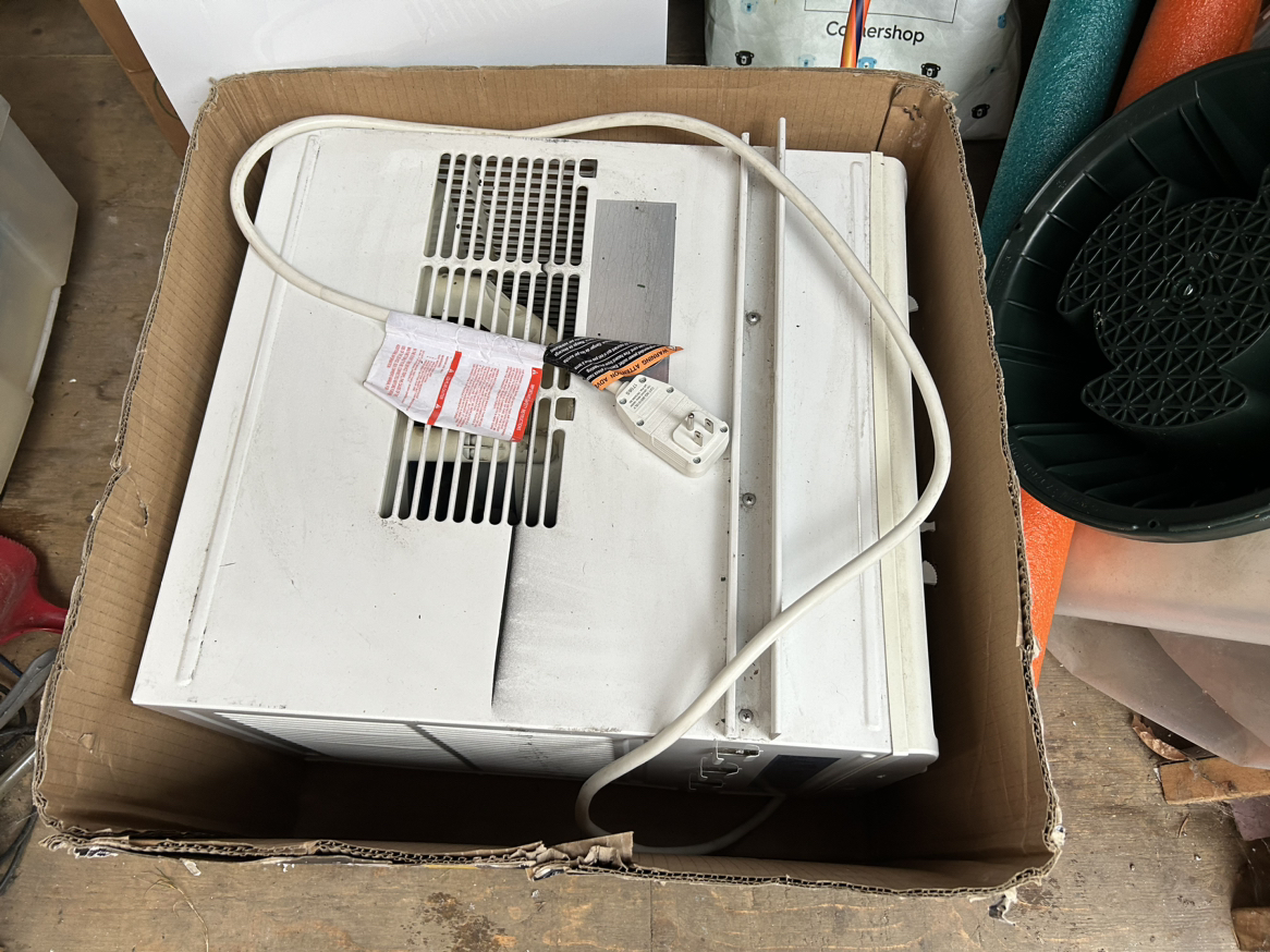 Danby 12000 BTU Window Air Conditioner For Sale - photo 4