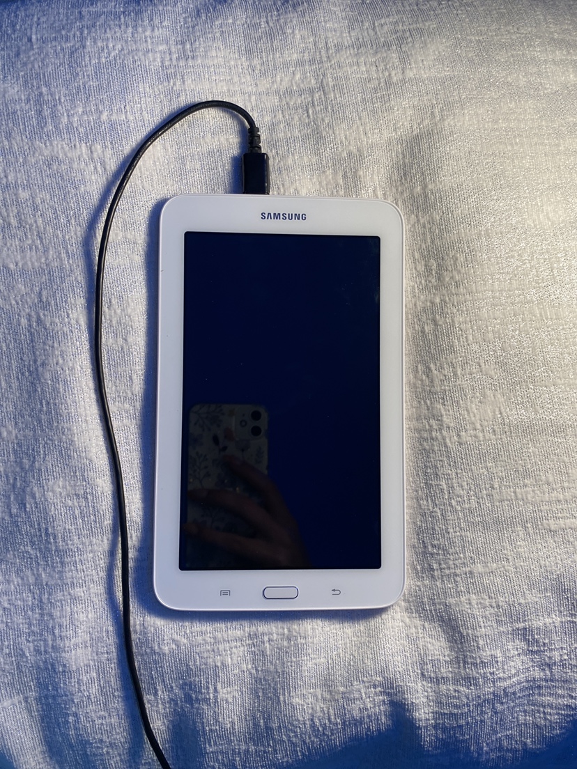 Samsung GALAXY Tab 3 Lite     SM-T110 - photo 2