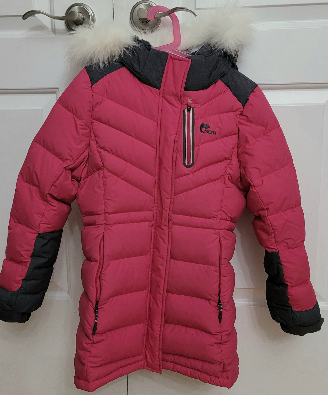 Goose down jacket, 8 years girl thumbnail