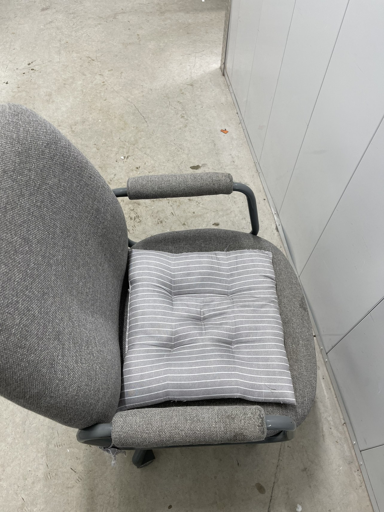 Office Chair - photo 4
