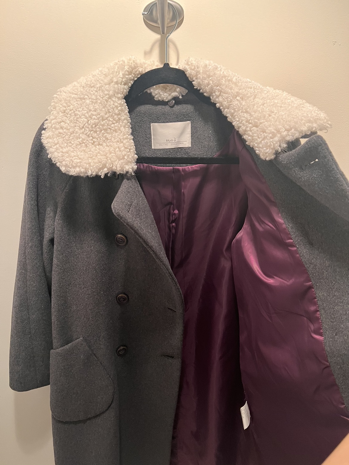 Gray wool Coat image indicator(4)