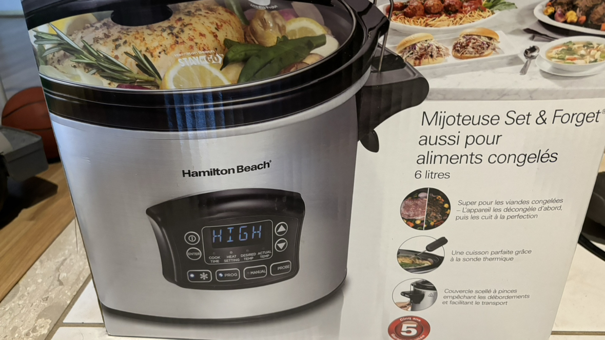 Brand new in OPEN BOX Slow cooker