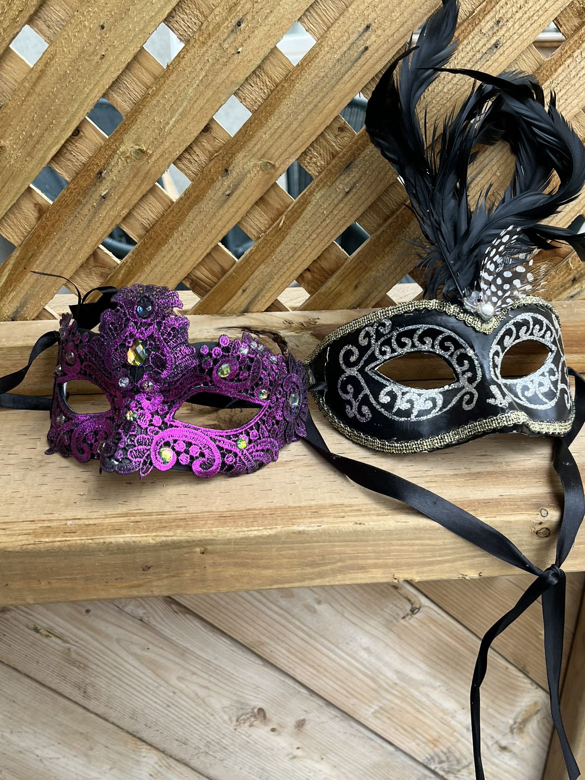 CARNIVAL MASKS SEQUINED thumbnail