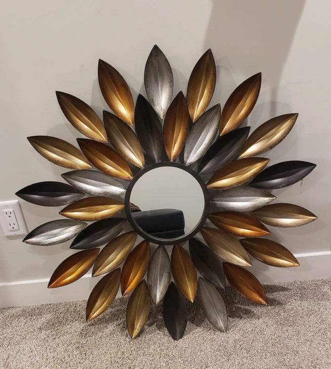 large metal wall mirror - photo 2