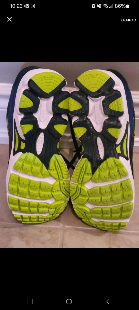 Brand New Saucony Cohesion 9 Lace Boy's Sneaker(Never Worn) image indicator(3)