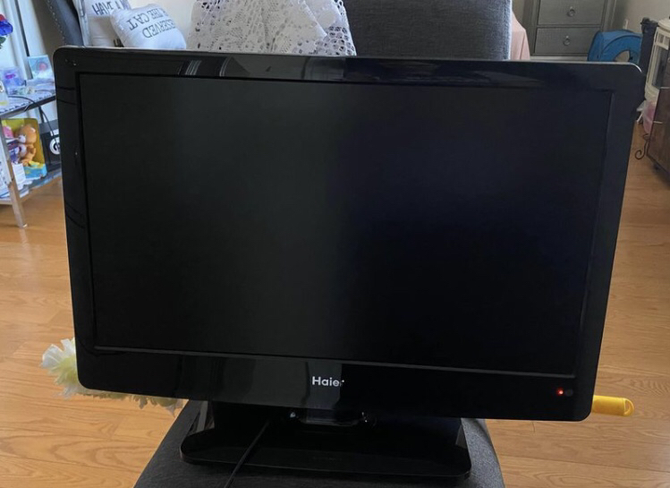 Haier 24 inch TV