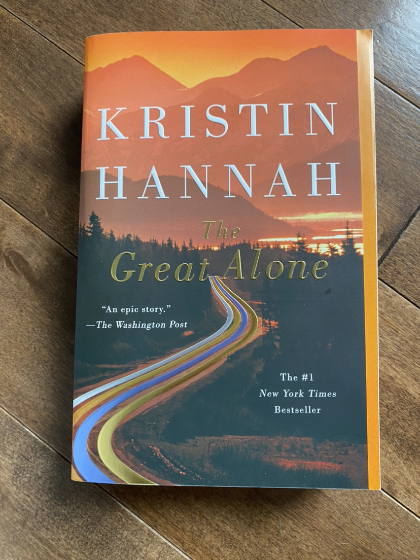 Assortment of popular books (e.g. Gone Girl, Station Eleven) image indicator(4)