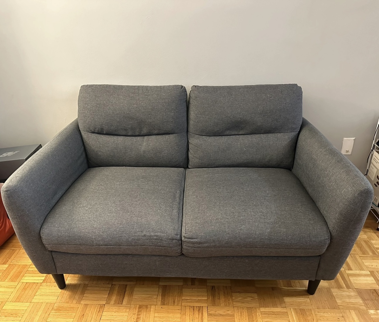 Moving Out sell!!! Ensley Linen-look Fabric Loveseat - photo 2