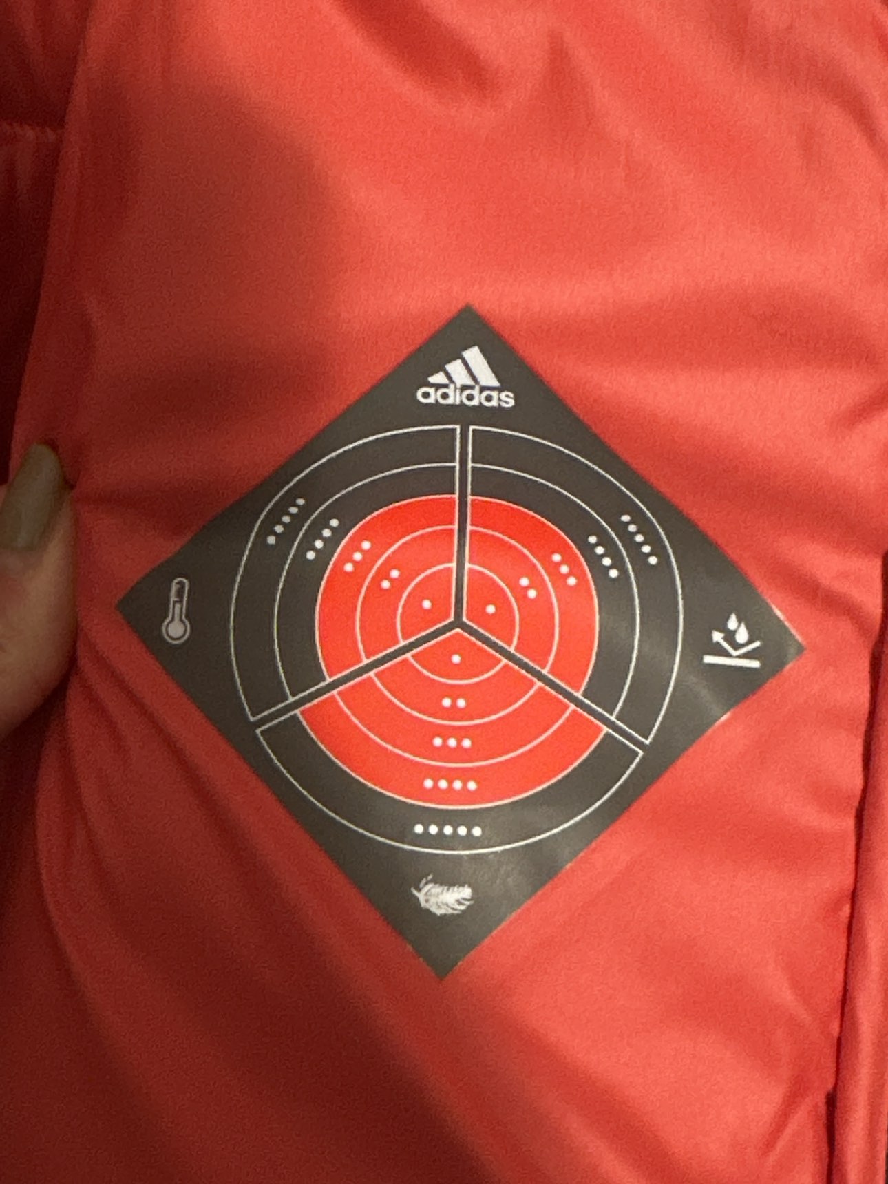 Adidas red down jacket - photo 4