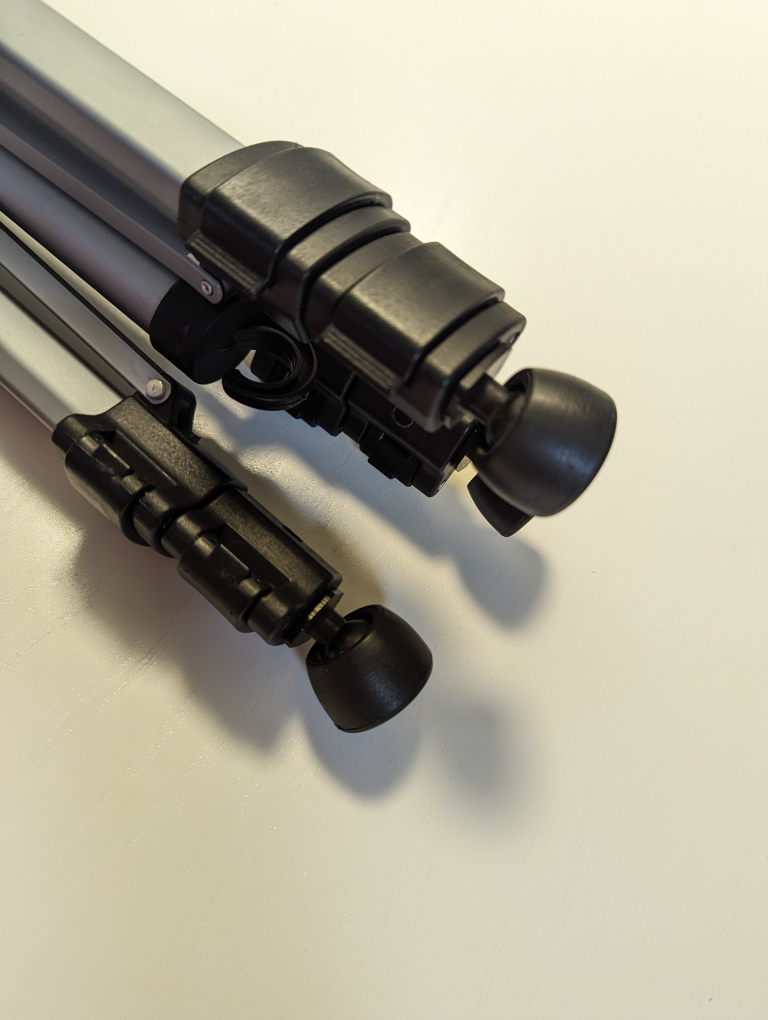 Camera Tripod - photo 5