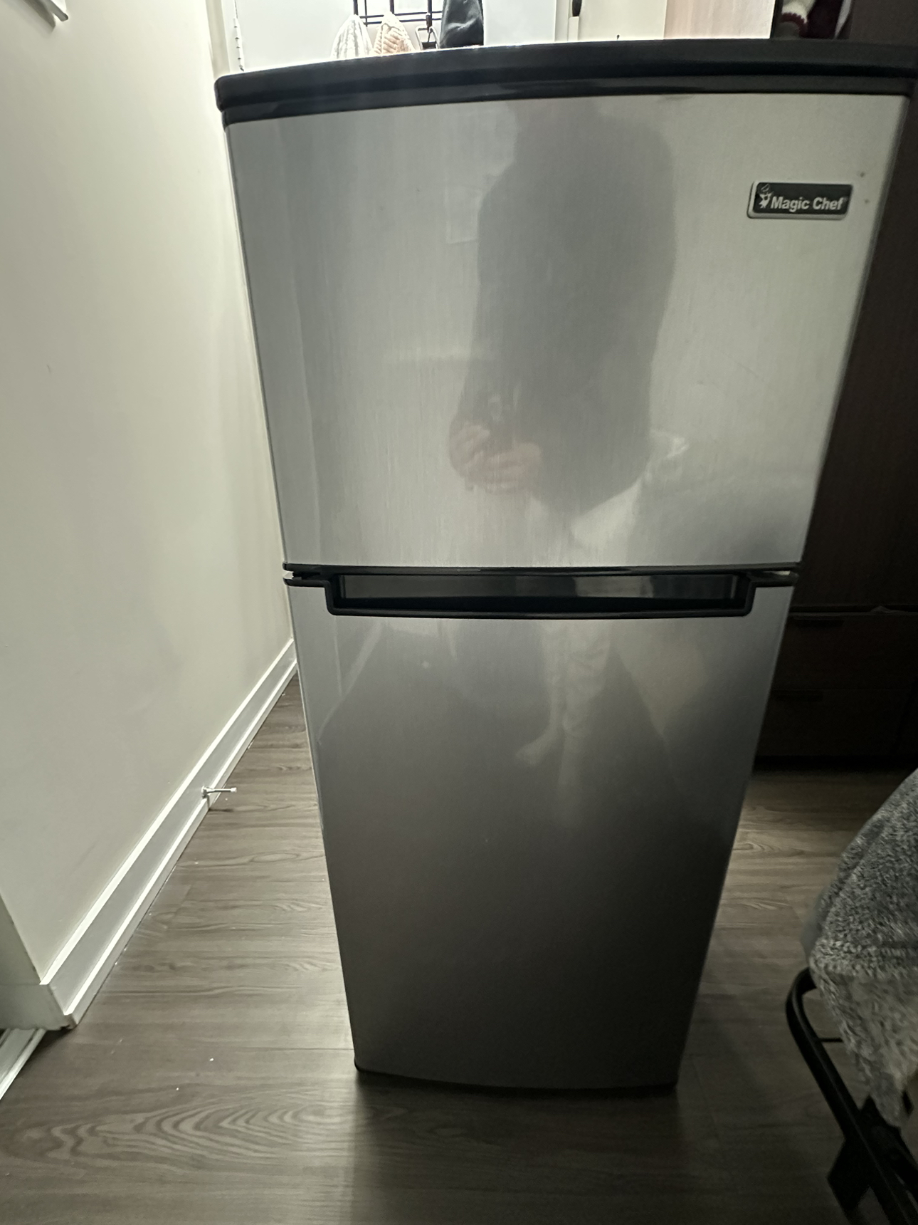 Mini fridge